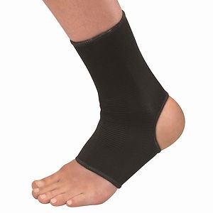 Image of Mueller Elastic Ankle Support